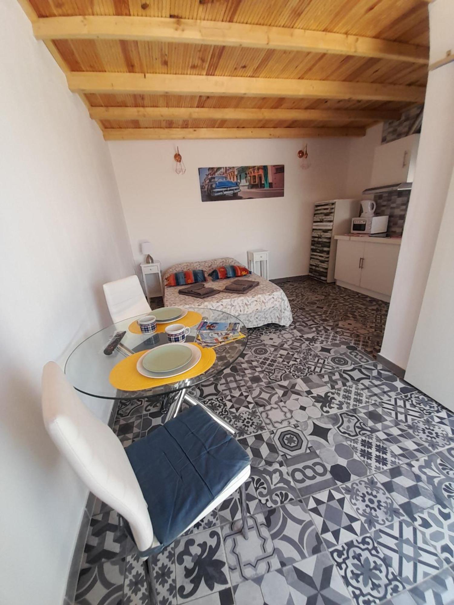 Estudio Dominicana In Albufeira Gale Ngoại thất bức ảnh