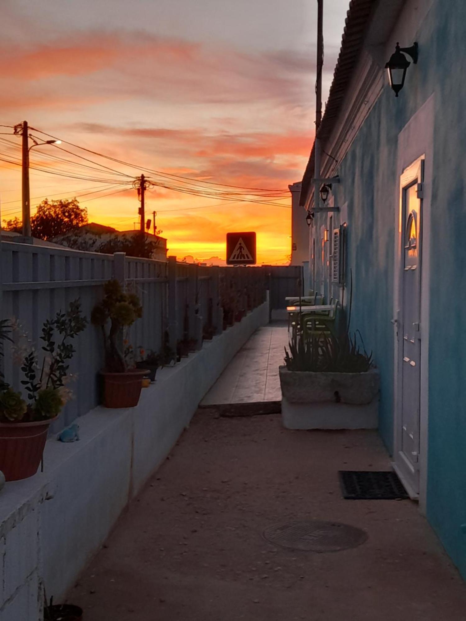 Estudio Dominicana In Albufeira Gale Ngoại thất bức ảnh